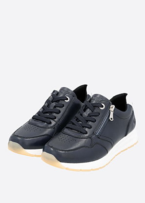 Remonte laisvalaikio bateliai