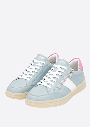 Remonte laisvalaikio batai