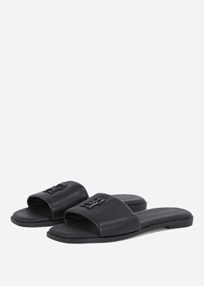 Tommy Hilfiger bateliai