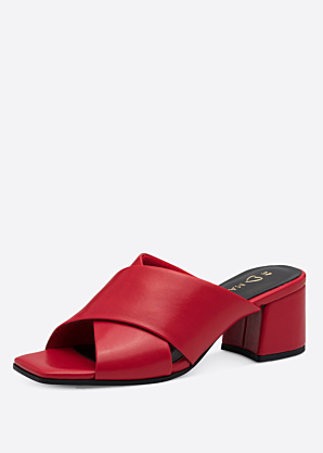 Marco Tozzi bateliai