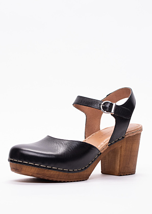 Ten Points bateliai Amelia