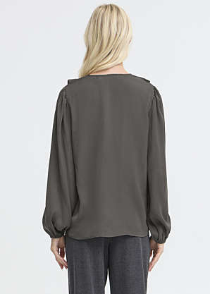 b.young palaidinė Igomi