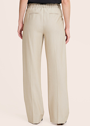 b.young kelnės Danta