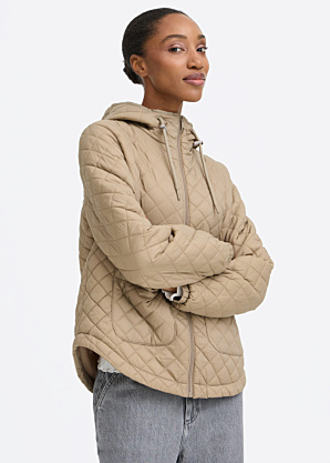 b.young pavasario-rudens striukė Berta