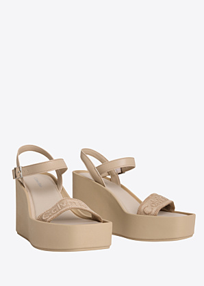 Calvin Klein bateliai