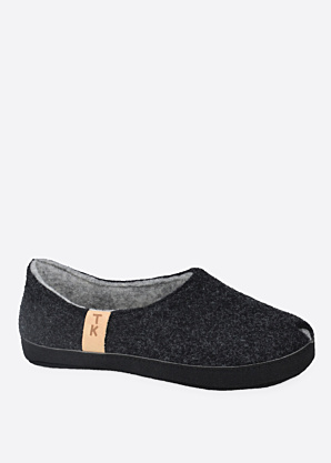 TOKU šlepetės Budapest