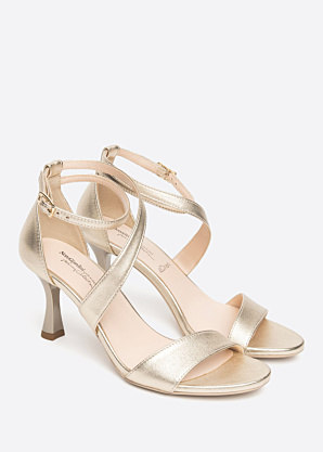 NeroGiardini bateliai