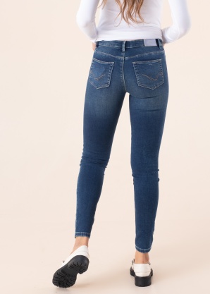 Only džinsai Carmen