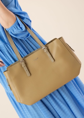 David Jones rankinė