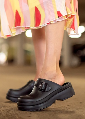 Colors of California sandalai