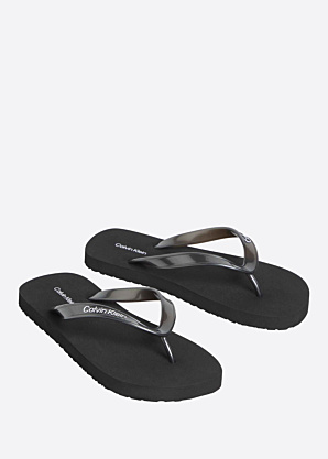 Calvin Klein šlepetės per pirštą