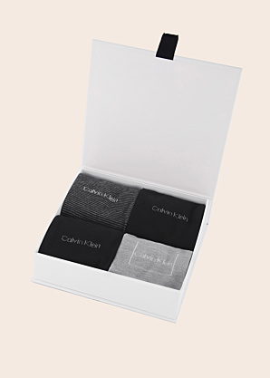 Calvin Klein kojines 4 poros dovanų dėžutėje