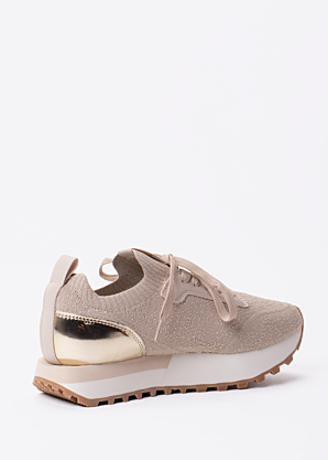 Liu-Jo laisvalaikio bateliai