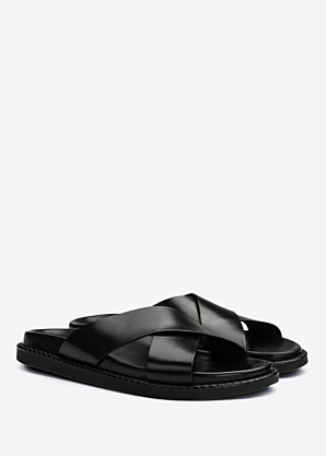 Lloyd sandalai Trava