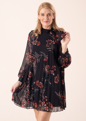 Molly Bracken suknelė