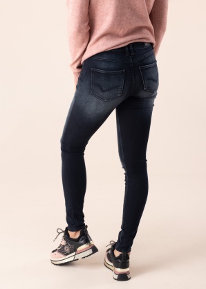 Only džinsai Carmen