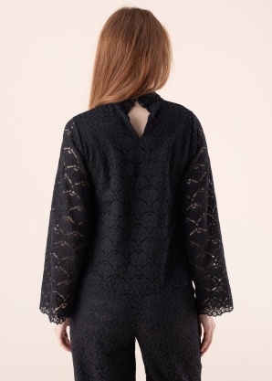 Y.A.S palaidinė Clara