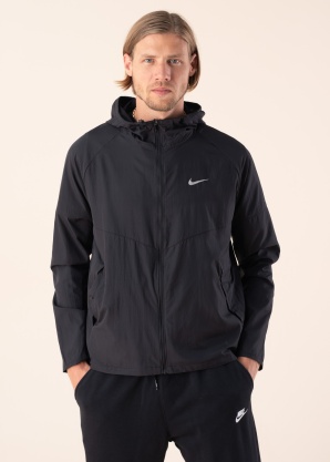 Nike bėgimo striukė