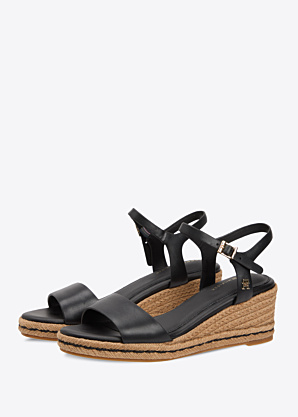 Tommy Hilfiger bateliai