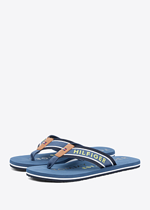 Tommy Hilfiger šlepetės per pirštą