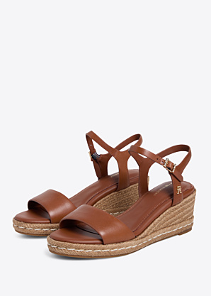 Tommy Hilfiger bateliai